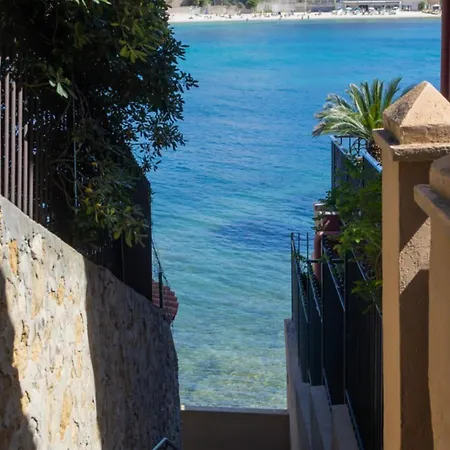 Duplex De - Plages Et Port A Pied 邦多勒